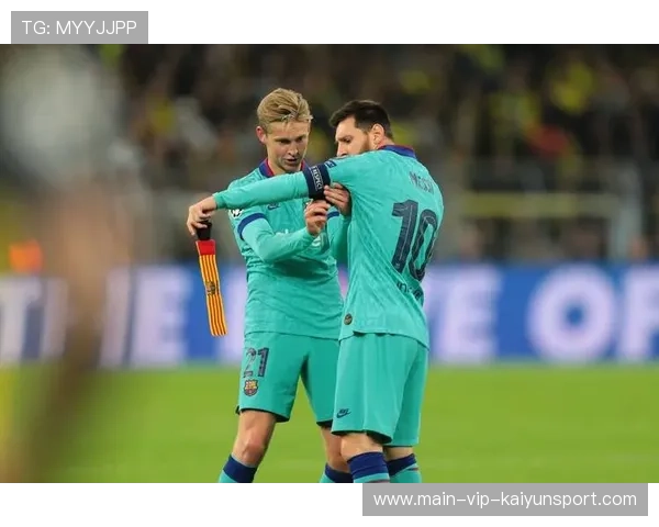 梅西与团队合作推出足球公益短片，传播温暖故事