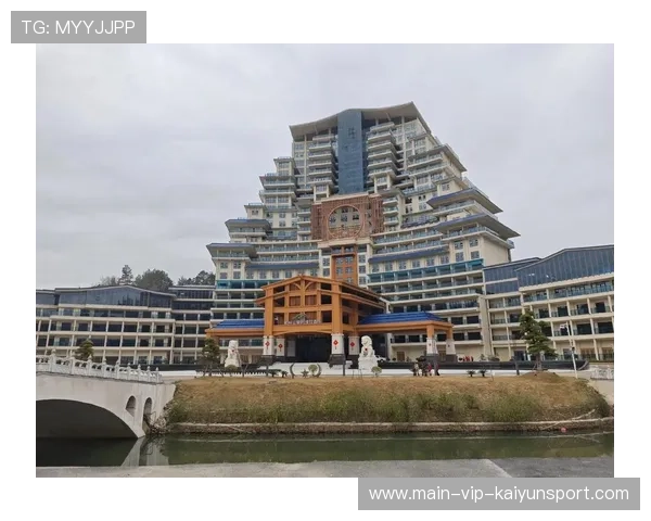 贵州水司楼新酒店火了，最高房价2321元！，贵州水司楼在哪个县