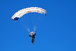 开云体育官方-杜兰特虽然低迷，但火箭全队合力轻松击败灰熊，杜兰特 火箭 受伤